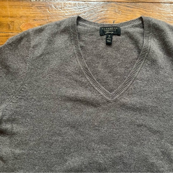 Charter Club Women's 100% Cashmere Brown V-Neck Sweater size M‎ - Picture 2 of 11